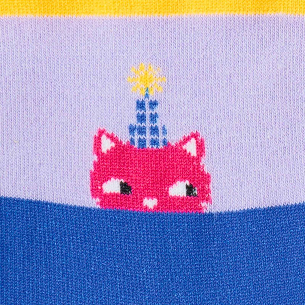 Knehøye sokker med kattefest-motiv